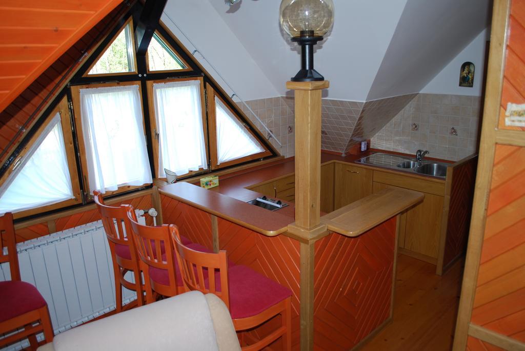 Apartma Mihovc Камнік Номер фото