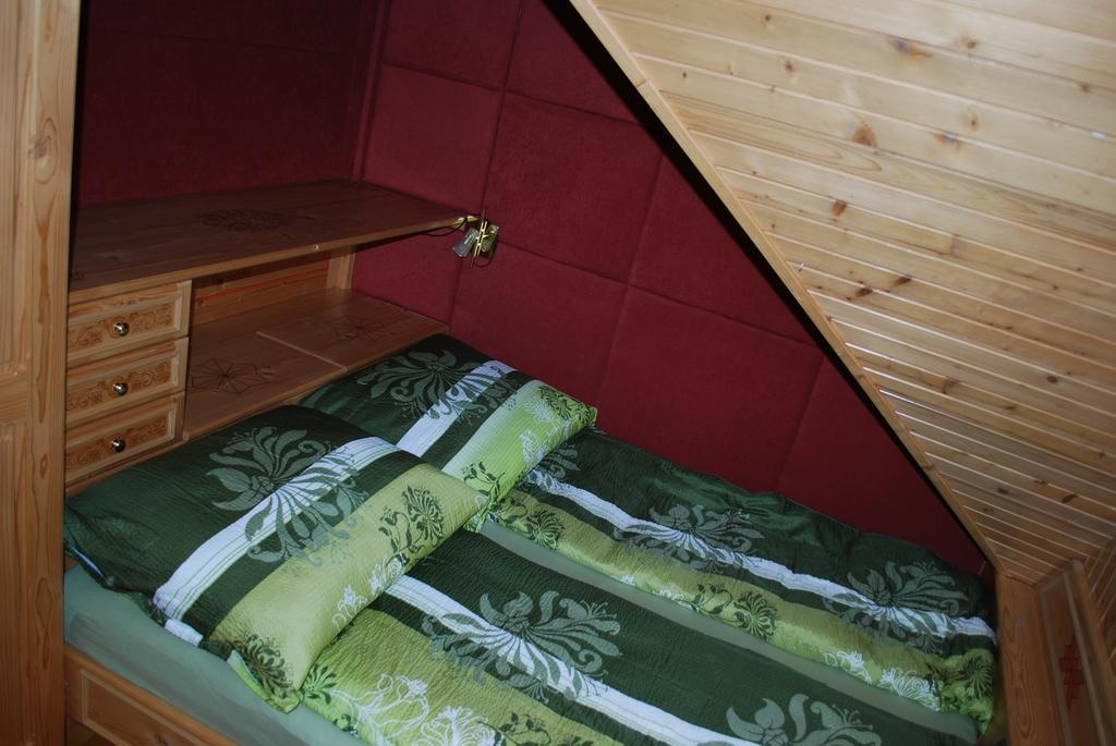 Apartma Mihovc Камнік Номер фото